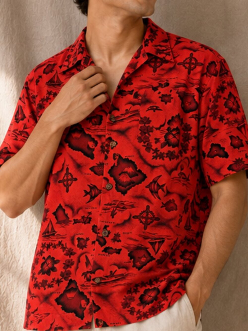 Vintage 1960s Ui-Maikai Red Hawaiian Islands Map Aloha Shirt Men's M / L Coastal